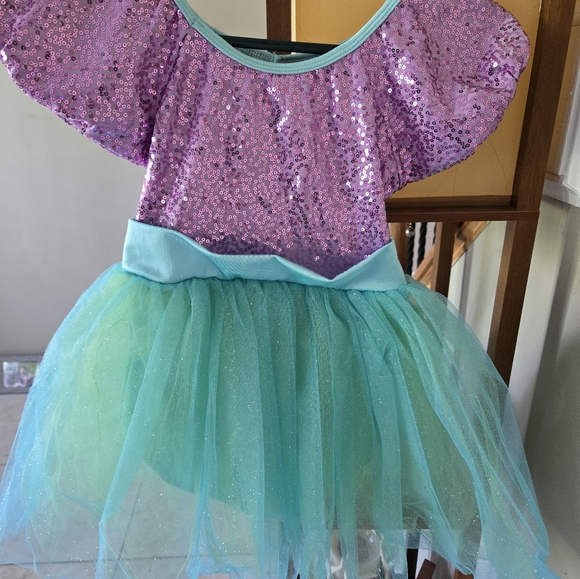 Revolution Dance Costume medium child - Picture 2 of 5